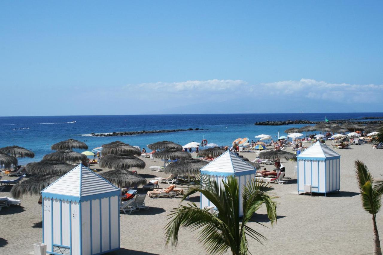 לוס כריסטיאנוס Greatly Located Apartment With Heated Pool, Los Cristianos מראה חיצוני תמונה